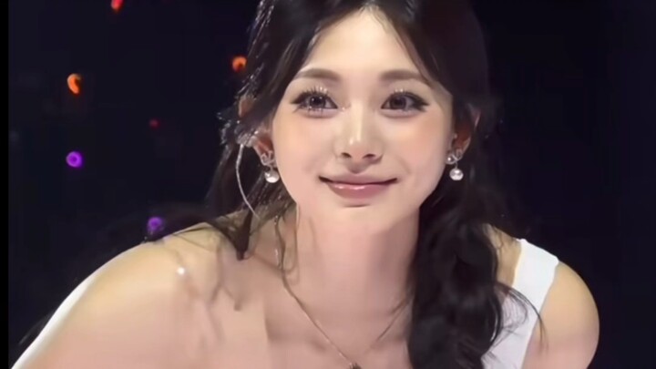 Ziyu's breathtaking beauty