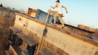 ที่มุมไบ ประเทศอินเดีย มาแข่งพาร์คัวร์กับพี่ชายชาวอินเดียกัน!