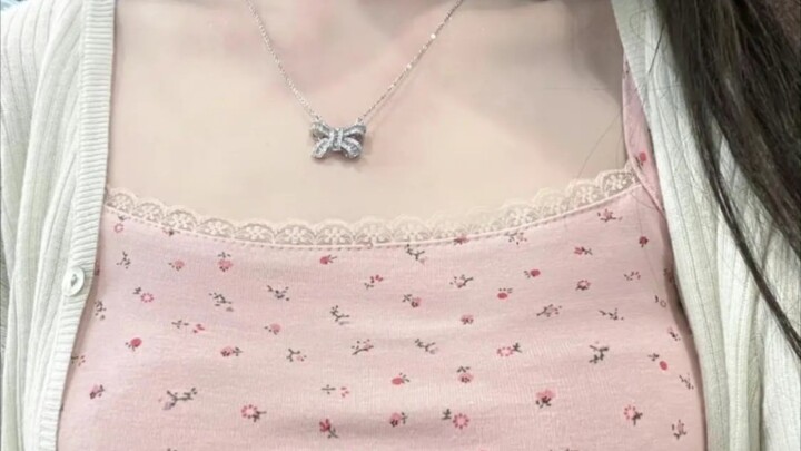 “A necklace? Where’s the necklace?”