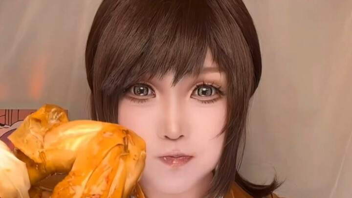 Today’s feast: clay-roasted chicken! Sasha finally gets to dig into some meat!