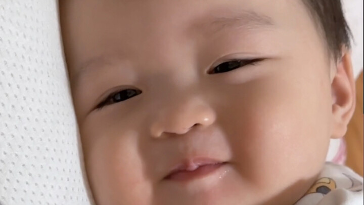 Such a sweet, baby-like voice—it's so lovely!