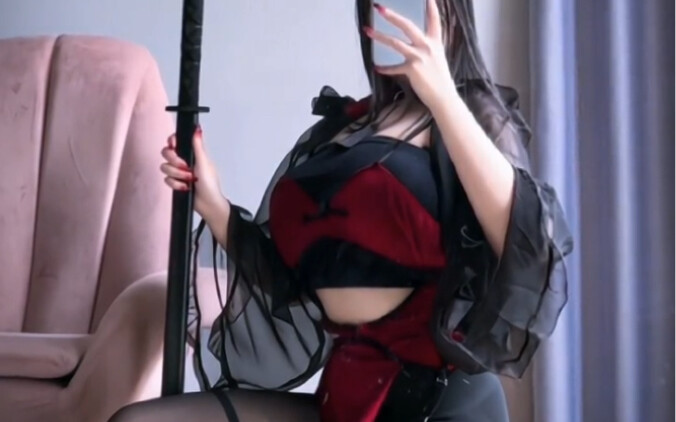 Is there anyone I dare not draw my sword against?