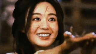 Sự tuyệt vời nhất! Với sự sụp đổ này, bông hoa trắng nhỏ bé cứng rắn đã biến mất, nhân vật người phụ
