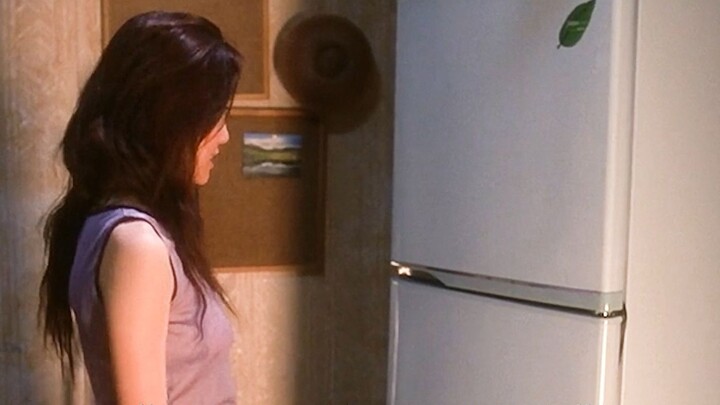 How can a man give a woman a refrigerator?