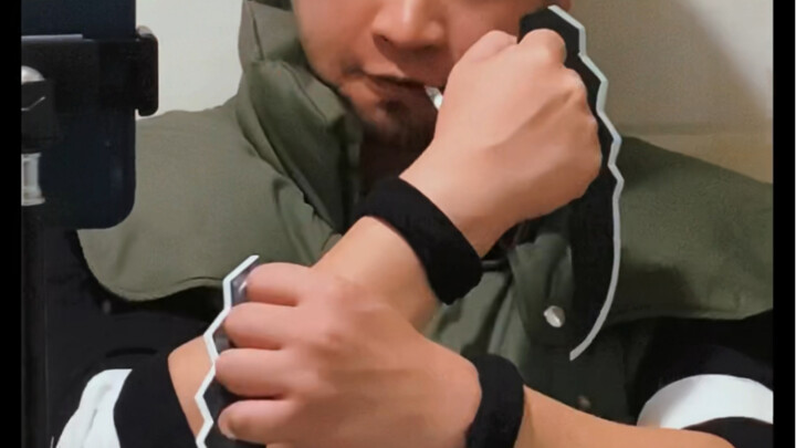 阿斯玛穿越二次元
