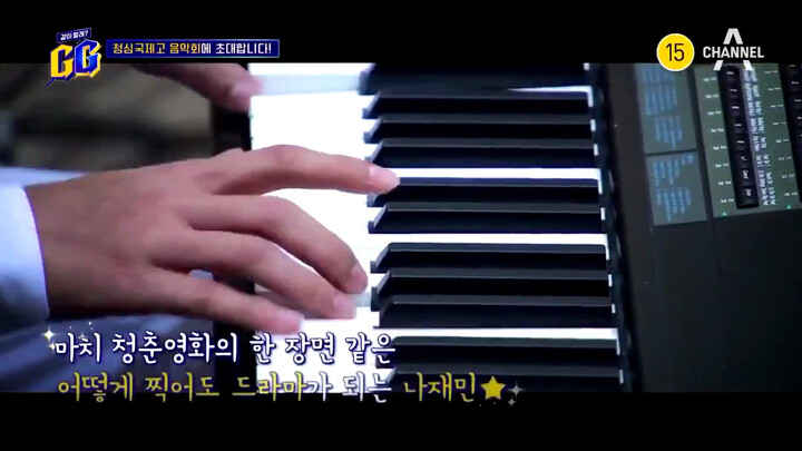 [Roh Je-min] You can’t say no to a man playing the piano! Check out Je-min performing piano twice on
