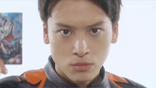 Masahiro Inoue đổi tên thành Ultraman, liệu Emperor Rider bất khả chiến bại có thống nhất được ba to