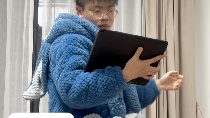 You who immediately started stealing the dance after discovering the girl group's comeback belike: