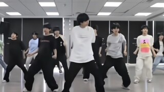 【张桂源】进来让你知道张桂源的凝聚力！！