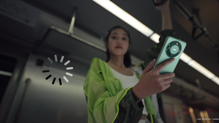 Iklan terbaru seri Huawei Mate60, sinyal sangat kuat, jauh di depan!