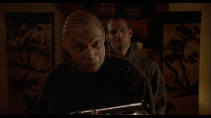 Steven Seagal Stops an Armed Robbery _ Today You Die_720p