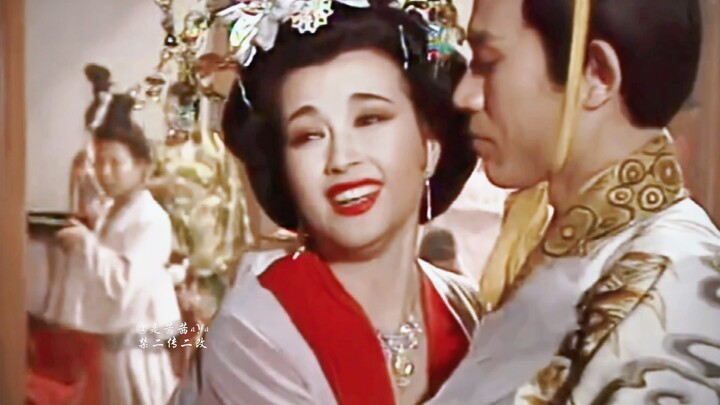 لأسرة تشو الكبرى لي هوجون الصغيرة الخاصة بها