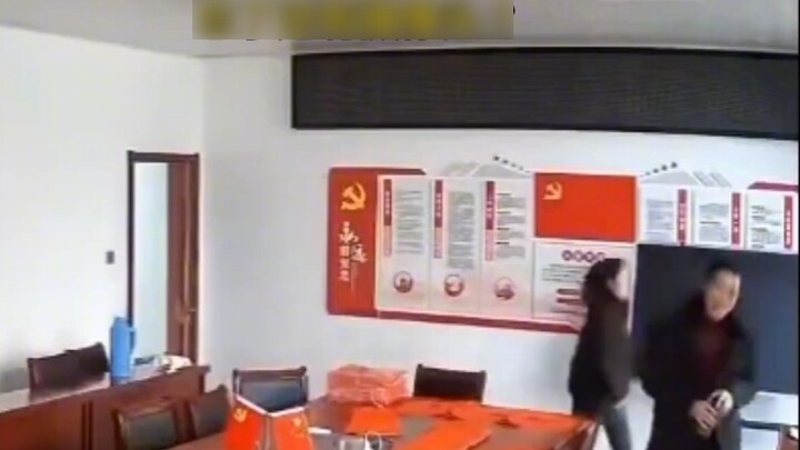 Quên máy ảnh?