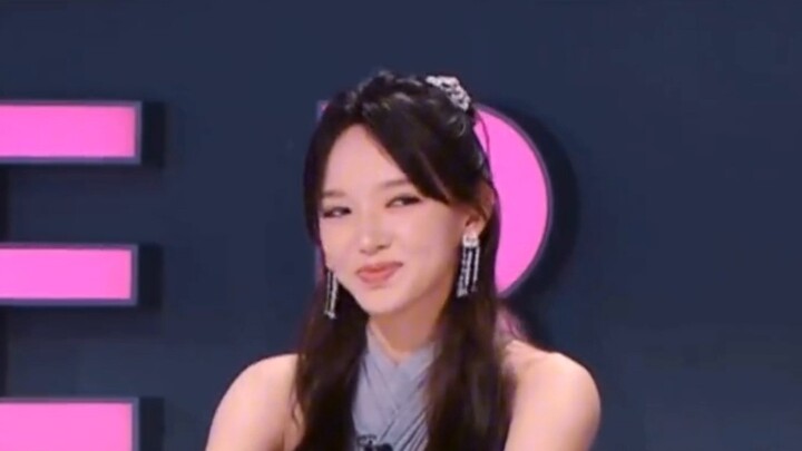 Cheng Xiao said to Zhu Zhengting, "You guys weren't on good terms at the time! We quarreled in priva