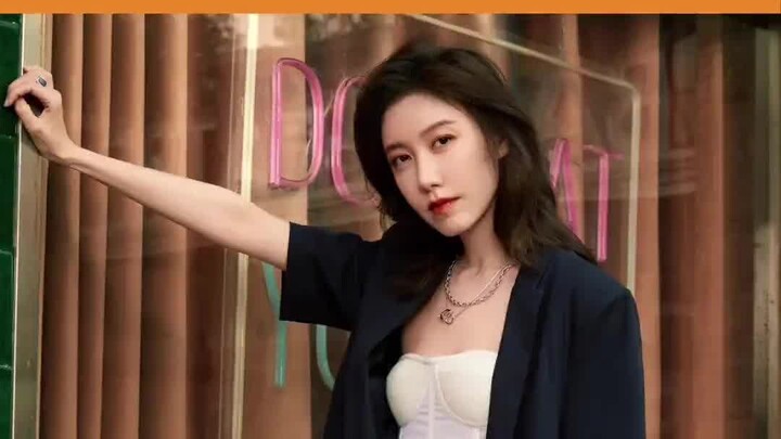 Does anyone still not know that this actress, who has played so many iconic roles, is named Gao Lu? 