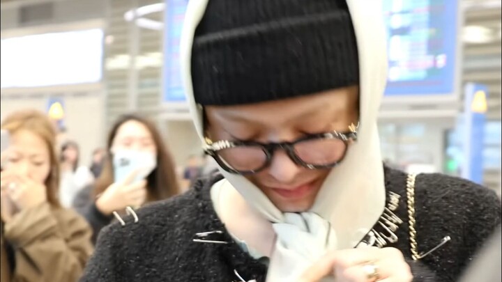【G-Dragon】Kết thúc sân khấu MAMA trở về Hàn, ngôi sao lớn về nước, độ nổi tiếng cực cao!!