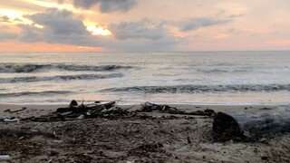 pemandangan laut di senja