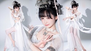 “师兄可是….对我这下蛊的妖女动了心？”