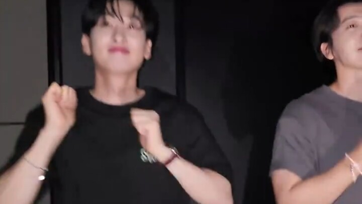 好可爱，好般配