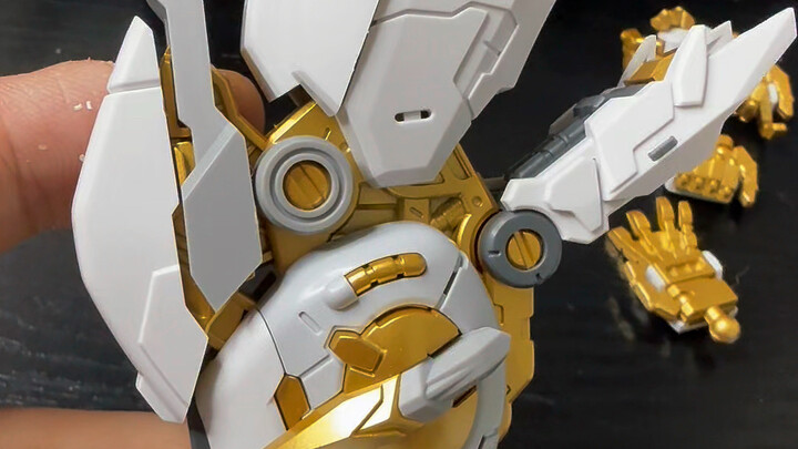 你喜欢大翅膀的高达吗