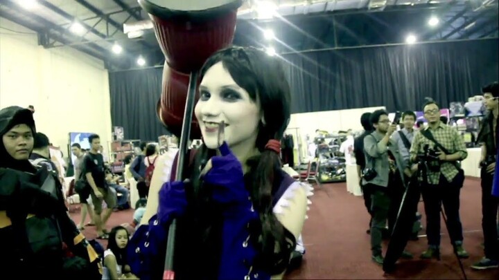 COSPLAY - A HAPPY PARODY