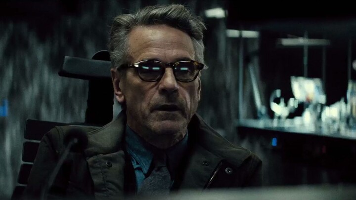 Batman vs Superman el Origen de la Justicia Version Extendida 2016
