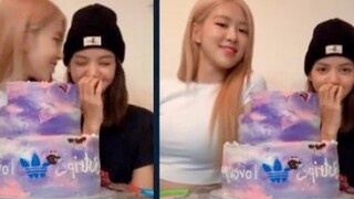 爸妈冷战怎么办？今晚艰难抠糖Chaelisa！辛苦了，五花肉能剪三分钟我佩服！