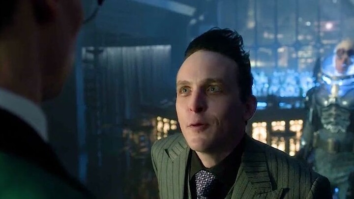 "Kamu bukan dia" Penguin telah melihat dengan jelas bahwa kepribadian Riddler telah menghilang, saya