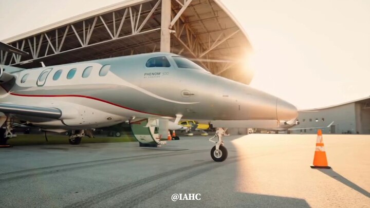 travel with elegance.