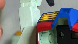 The first batch of the original Gundam assembly model completion plan [1/100] [1/144] two scales are
