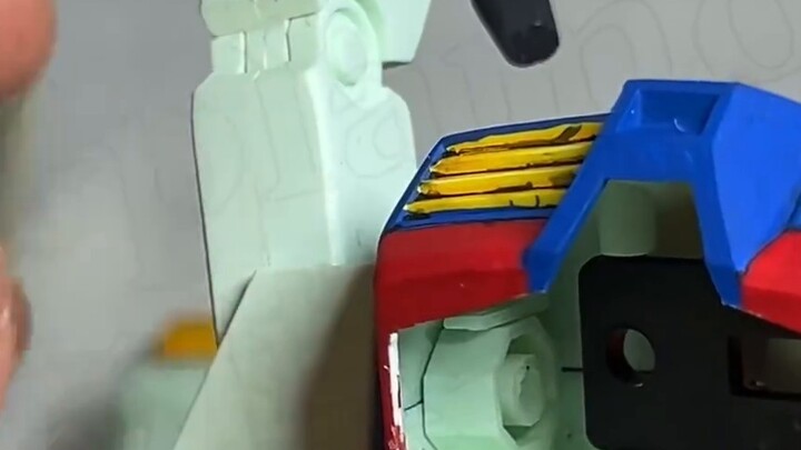The first batch of the original Gundam assembly model completion plan [1/100] [1/144] two scales are
