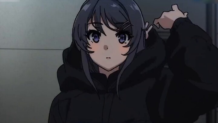 Berapa banyak orang yang menangis ketika Mai Sakurajima mengalami kecelakaan mobil?