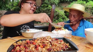 Sichuan Specialty Dish: Tender, Juicy, and Easy-to-Eat Kungpao Chicken