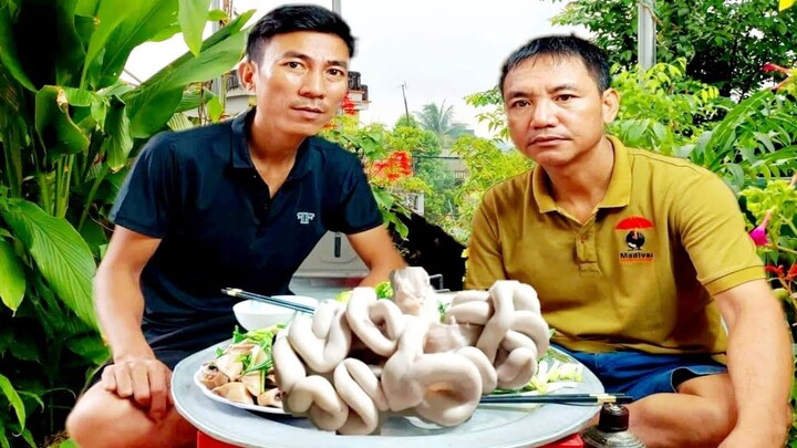Ăn Nguyên Cái Tràng Lợn Món Ngon Đắt Tiền.Chương Trình Ăn Uống | Biển Nguyễn ngọc.
