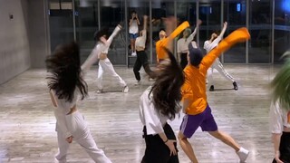 【Bai Xiaobai】《Rain On Me》ห้องซ้อมเต้นแจ๊ส Mirror