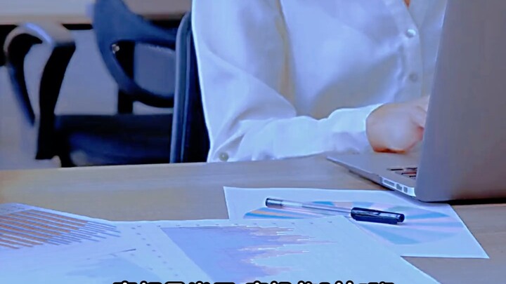 Dỗ con đến nửa đêm, chỉ đi vệ sinh một lát đã bị netizen bủa vây dìm hàng! Cảnh ngộ của cô em chồng 