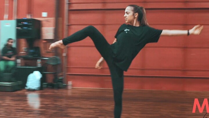 【韧带撕裂】美国00后天才少女Kaycee Rice 超强柔韧性惊掉世人下巴  我都替他疼！！！