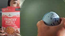 ASMR EATING CRUNCHY MUESLI WITH MILK & BATH FIZZER SOUNDS