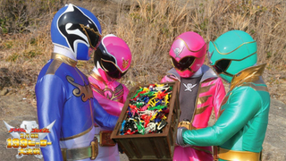 Cuộc Chiến Tranh Giành Hộp Chìa Khóa Siêu Nhân Cuối Cùng - Siêu Nhân Hải Tặc