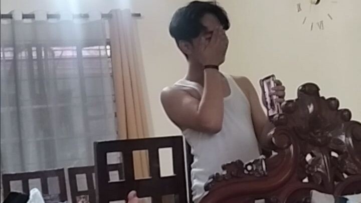 tropang under ginawang cp holder 🤣