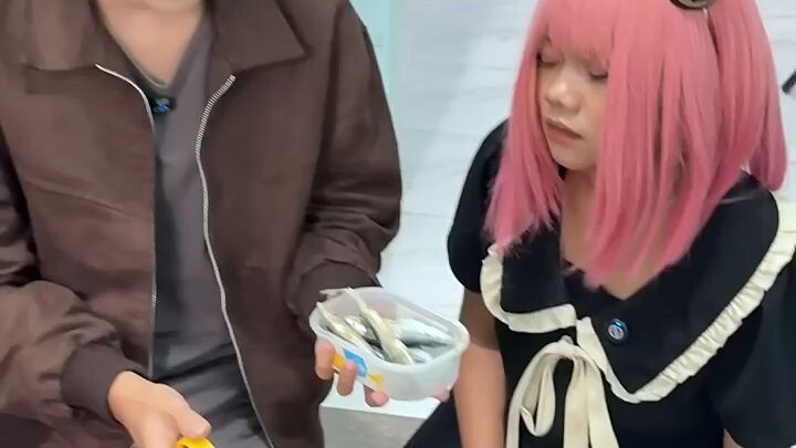 COSPLAY DI HARI LIBUR