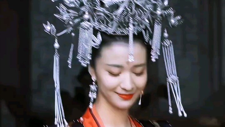 No matter how beautiful the selected maidens are, they still can’t compare to the Imperial Consort’s