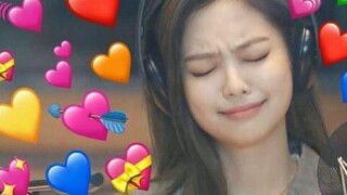 [JenLisa] Berbagai Trik Jennie untuk Menarik Perhatian Lisa