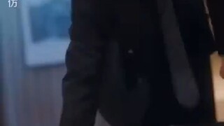 CEO สุดหล่อของสาวแว่น