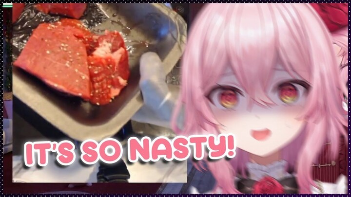 Rosemi Panicked When Cooking On Stream [Nijisanji EN Vtuber Clip]