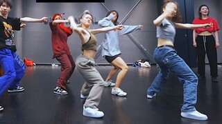 Koreografi oleh 荭荭Naik level