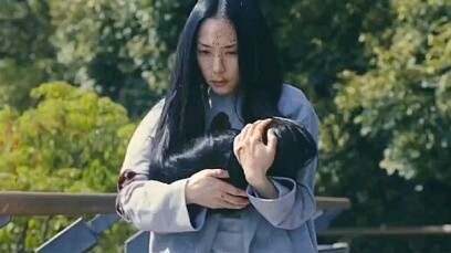 ผู้หญิงมีนิสัยอ่อนแอโดยธรรมชาติ แต่พวกเธอจะเข้มแข็งขึ้นเมื่อพวกเธอเป็นแม่!