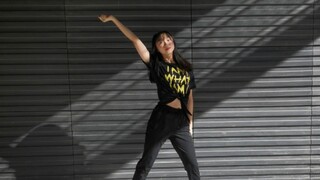 好看的锁骨千篇一律，有趣的肚腩弹来弹去|【WekiMeki】OOPSY全曲翻跳