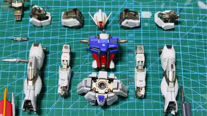 Bandai mg1:100 Strike RM model Gundam jauh lebih rapat setelah proses penyemprotan dan perakitan.