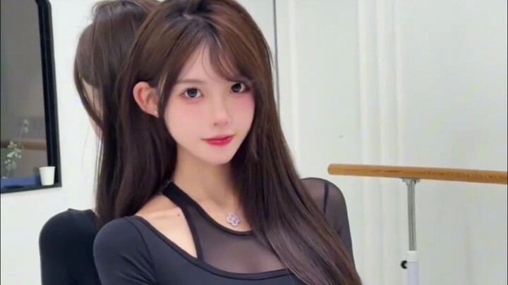 【No.56 - Xiao Lu's Hungry Again】: Sweet-looking girlfriend from the dance department